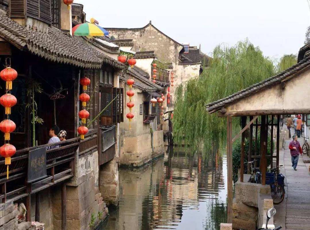 辽宁葫芦岛市总工会举办设计大赛助力当地校服产业转型升级